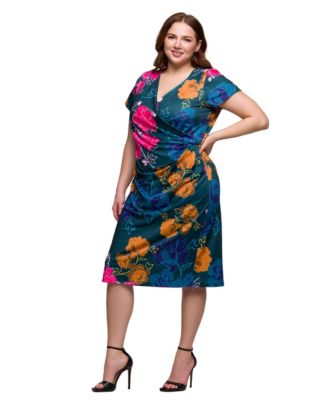 Plus Size Knee Length Short Sleeve Faux Wrap Dress