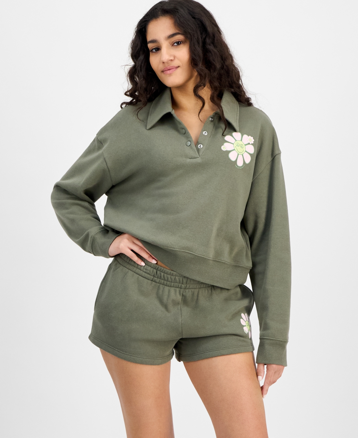 Juniors' Collared Daisy Sweatshirt - Green