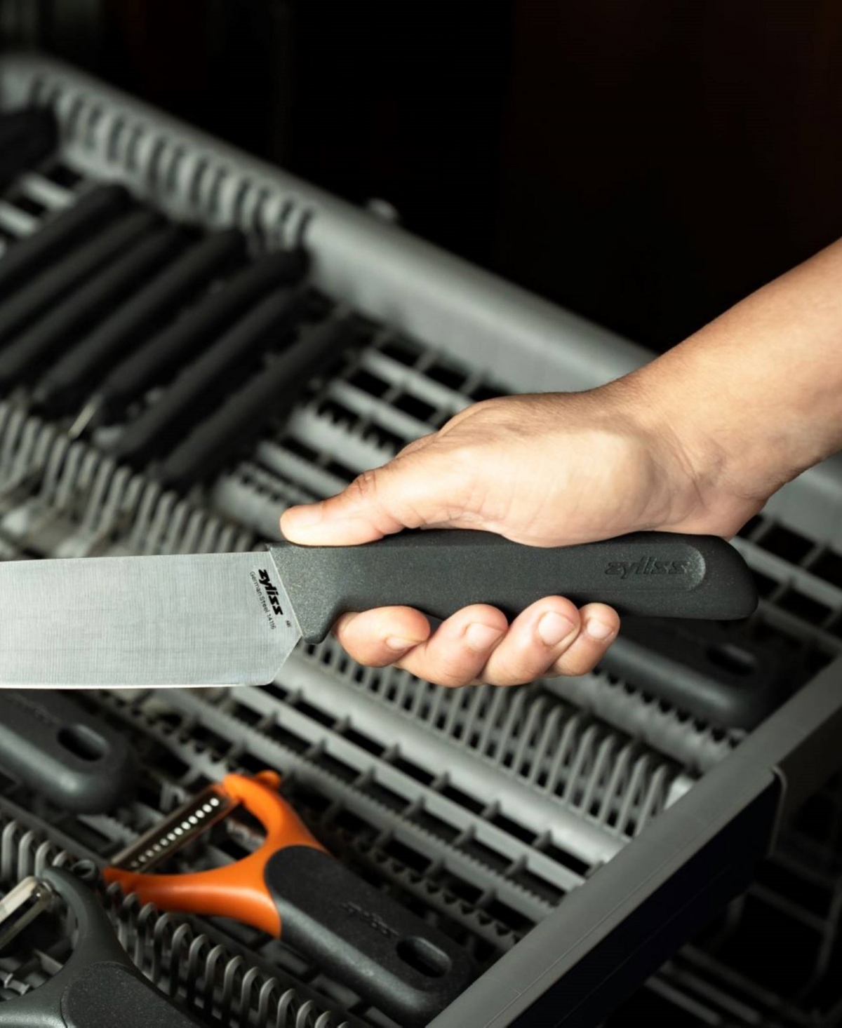 Zyliss 6" Santoku Knife