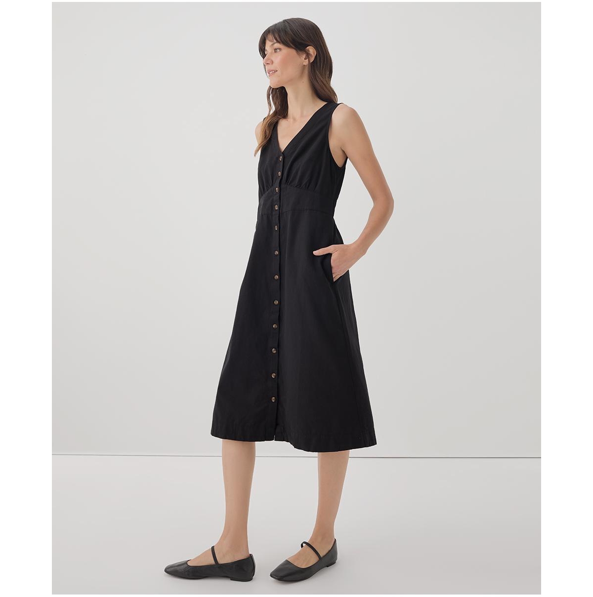 Women's Organic Cotton Canopy Linen Blend Button-Front Dress - Black