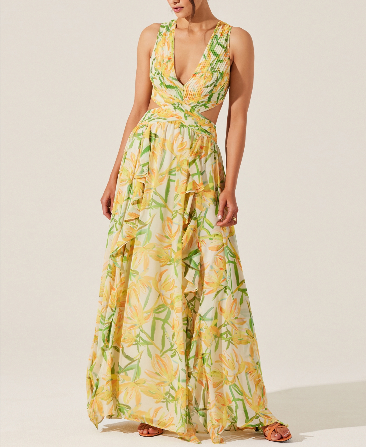 Astr the Label Women's Noya Floral-Print Open-Back Gown