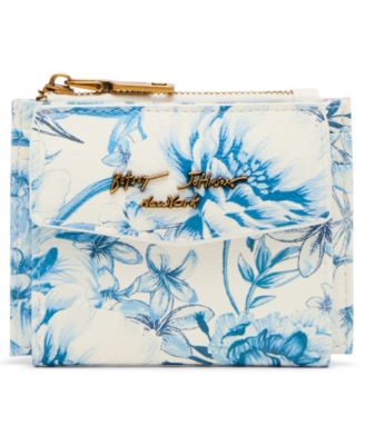 Betsey Johnson