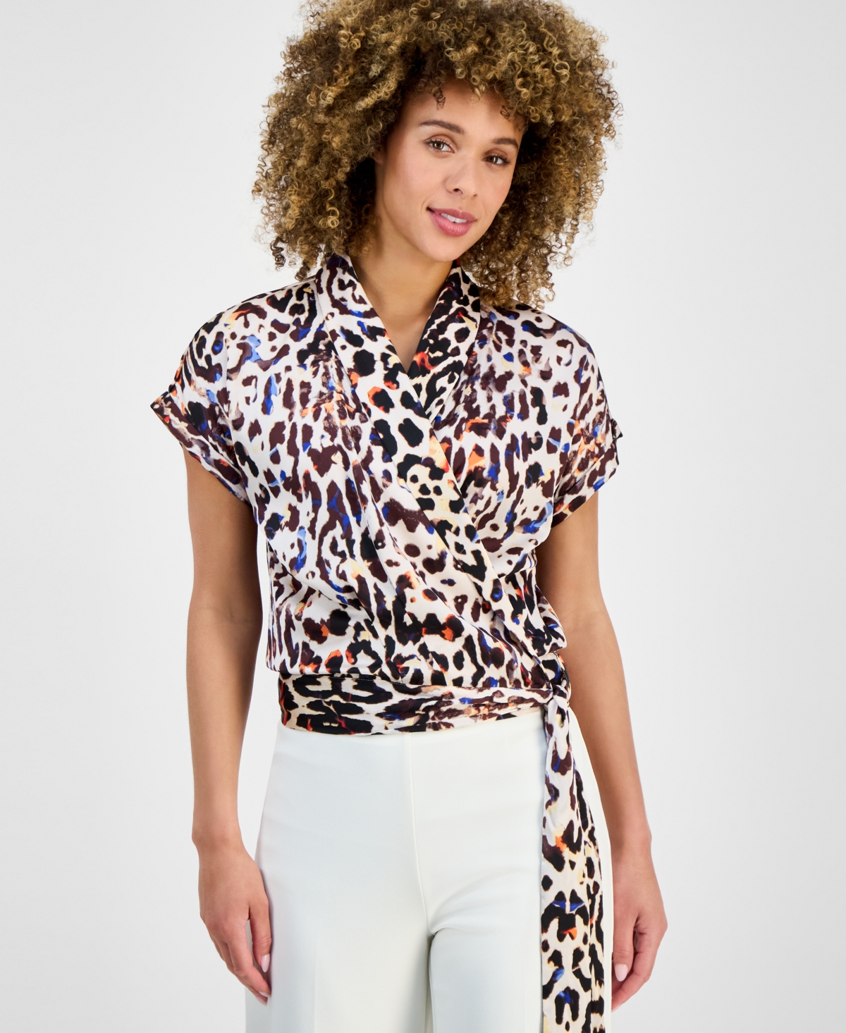 Women's Printed Short-Sleeve Faux-Wrap Top - Sand Royal Leopard