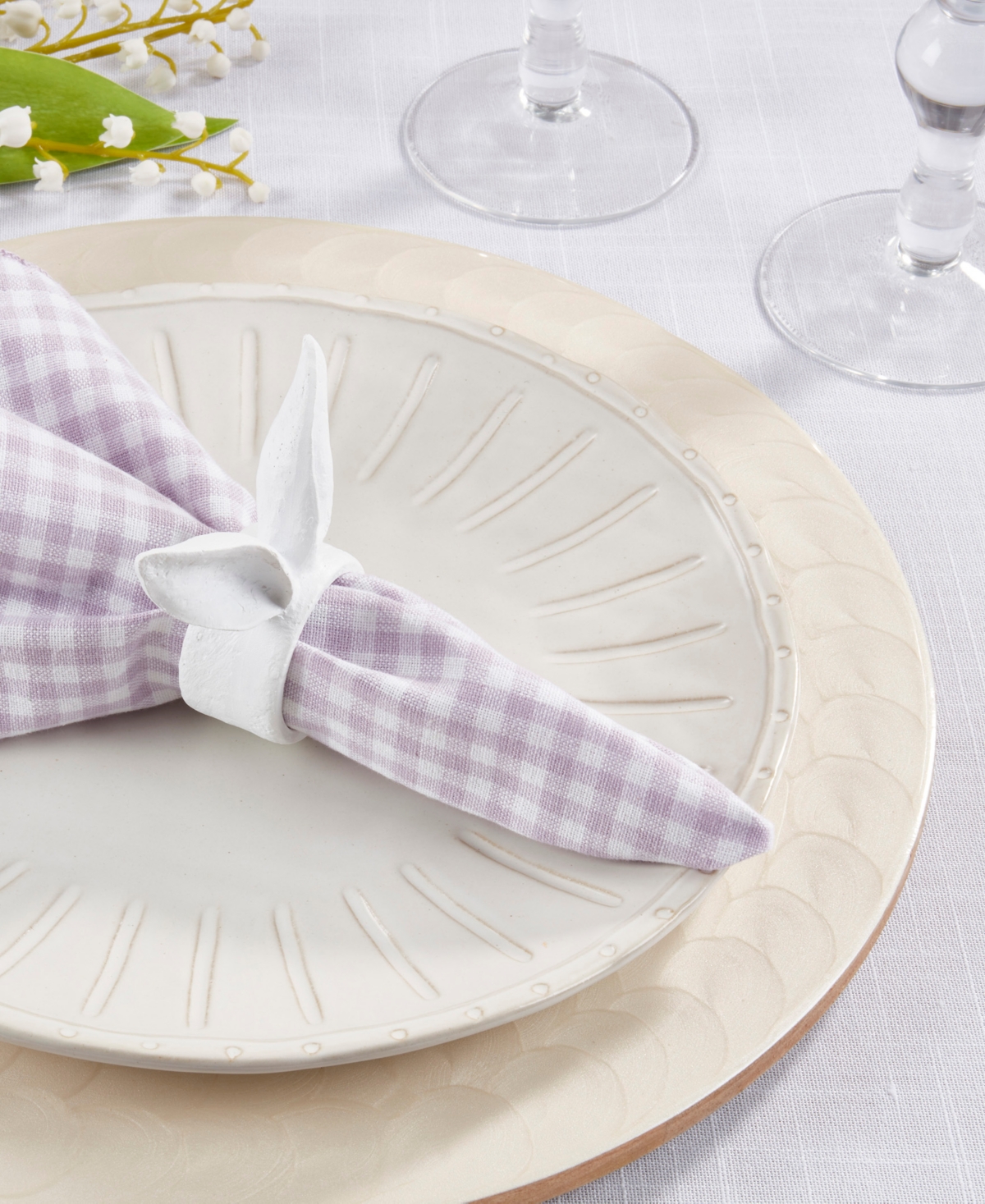 Saro Lifestyle Playful Bunny Ears Napkin Rings, Set Of 4 In White