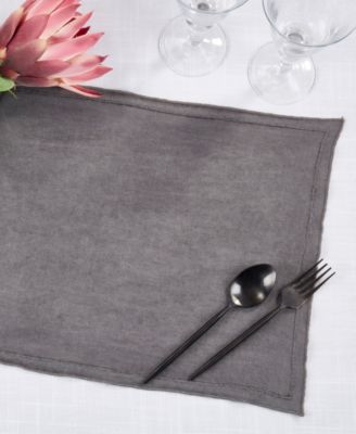 Stonewashed Overlock Linen Edge Placemats, 14" x 20"