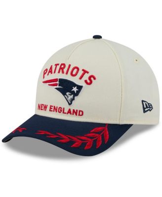 New Era - Men's Cream/Navy New England Patriots 2025 NFL Draft 9FORTY A-Frame M-Crown Adjustable Hat