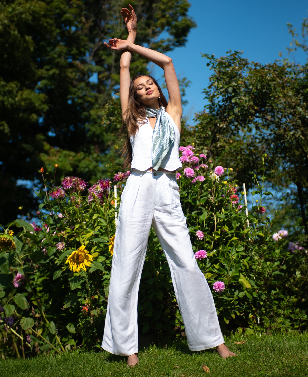 Elan Linen Pleated Front Pants In White