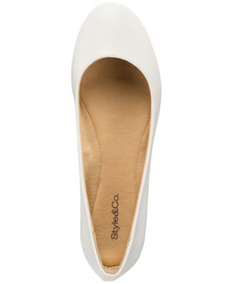 Women's Elsaa Cushioned Insoles Flats, Exclusively at Macy's
