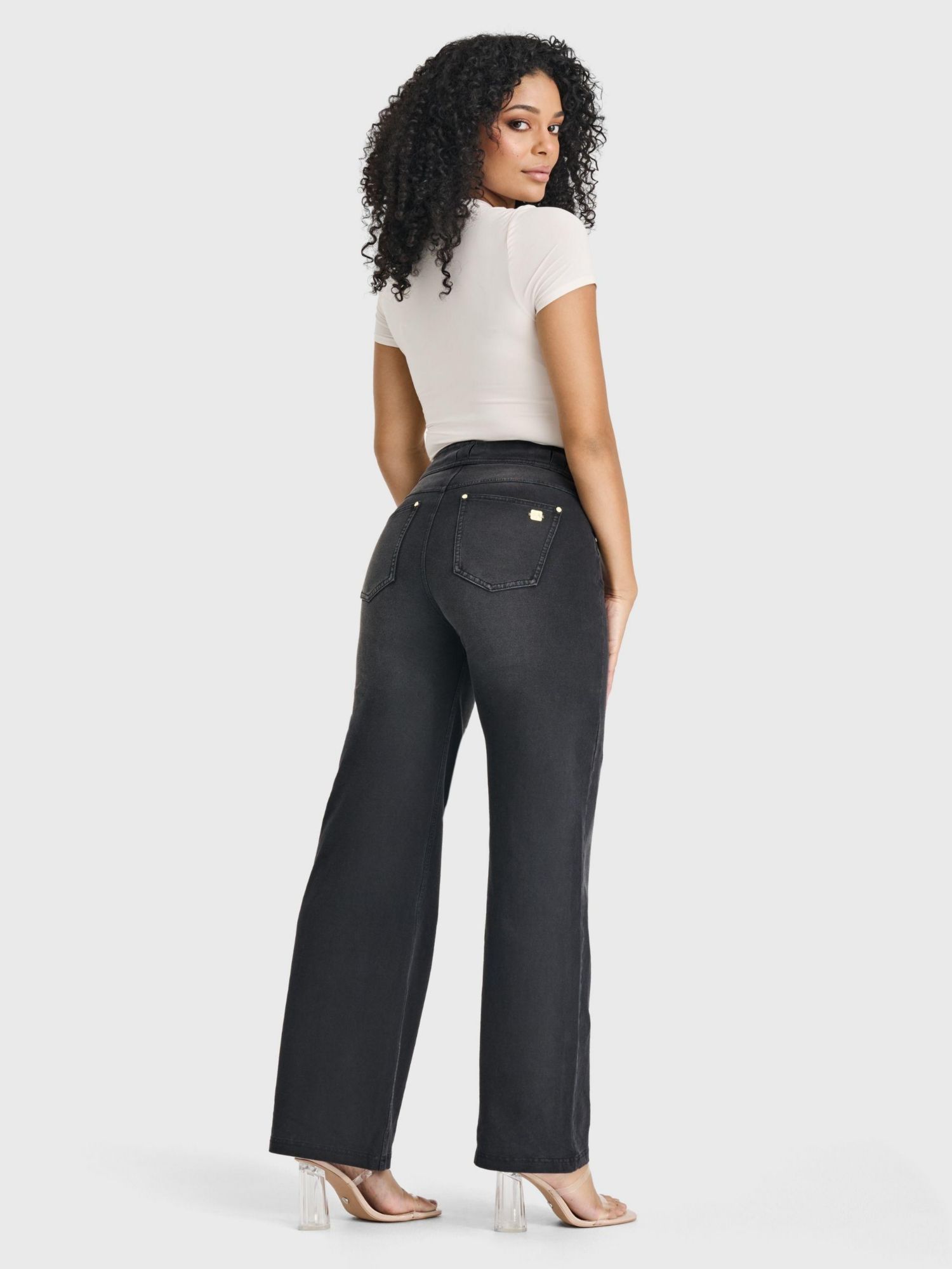Women's High-Rise Shaping Wide Leg Jeans