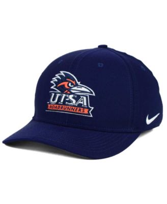 Nike - UTSA Roadrunners Classic Swoosh Cap