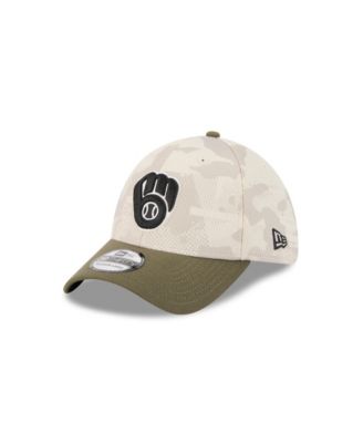 New Era - Men's Light Beige/Olive Milwaukee Brewers 2025 Armed Forces Day 39THIRTY Flex Hat