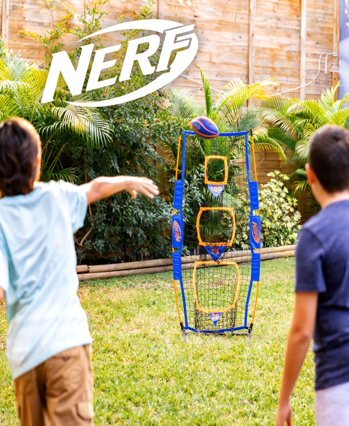 Детская игрушка Franklin Sports Pro Pass Fiberglass Target Toss Net with Football and Stakes, 60" L x 24" W, Ages 6+ — фото 4