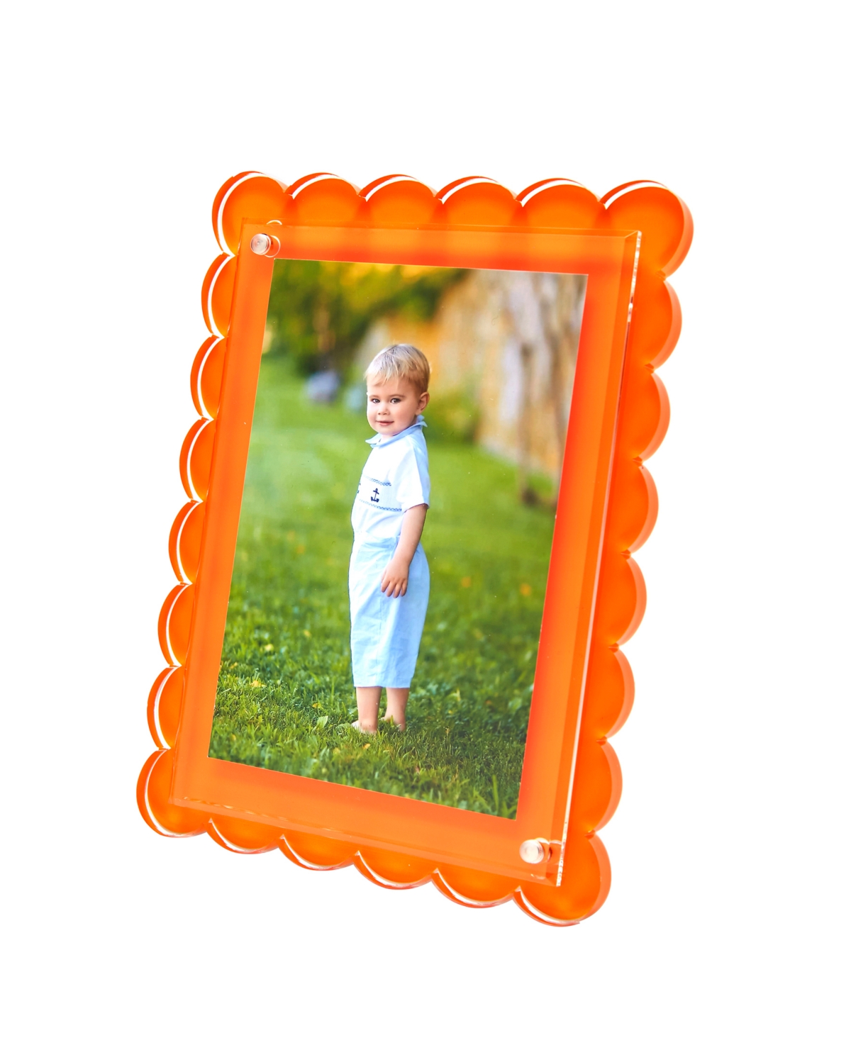 TARA WILSON DESIGNS SCALLOP FRAME, 4" X 6", 5" X 7" 