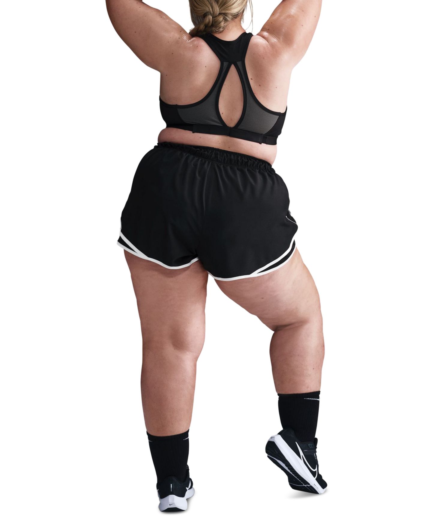 Женские шорты Nike Plus Size Tempo Dri-FIT Mid-Rise Brief-Lined Running, цвет: Чёрный / Белый — фото 4