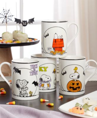 Peanuts The Great Pumpkin Mugs, Set of 4