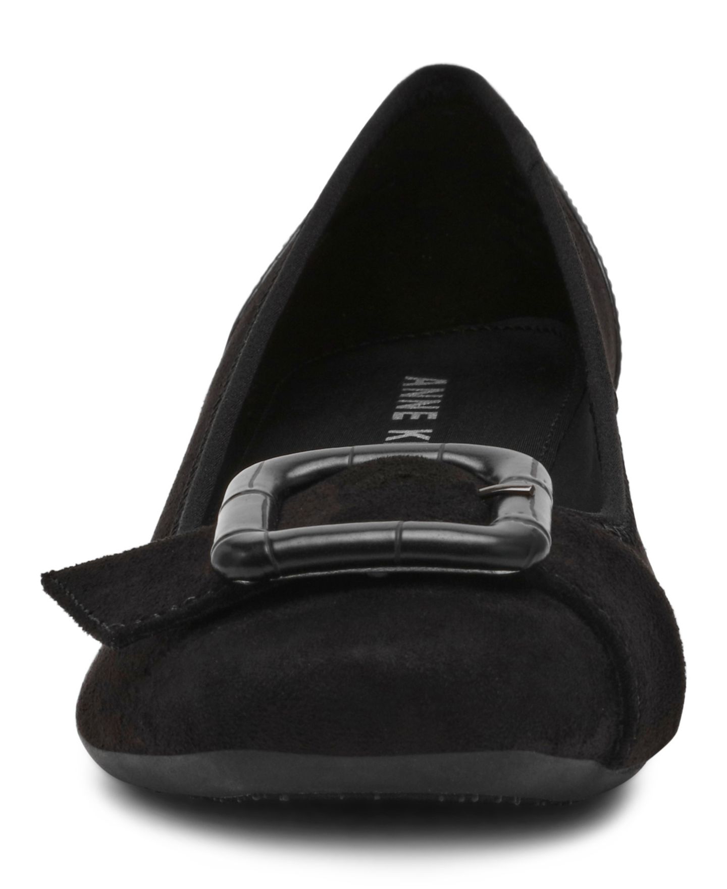 Женские туфли Anne Klein Wyatt Buckle Wedge Pumps, цвет: Чёрный — фото 6