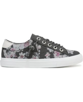 Women's Martina Lace Up Platform Sneakers