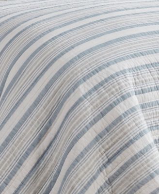 Coral Landing Reversible 3-Pc. Quilt Set, Full/Queen