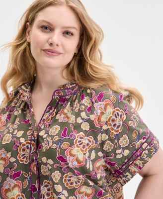 Trendy Plus Size Pleated Collar Piping-Trim Shirt