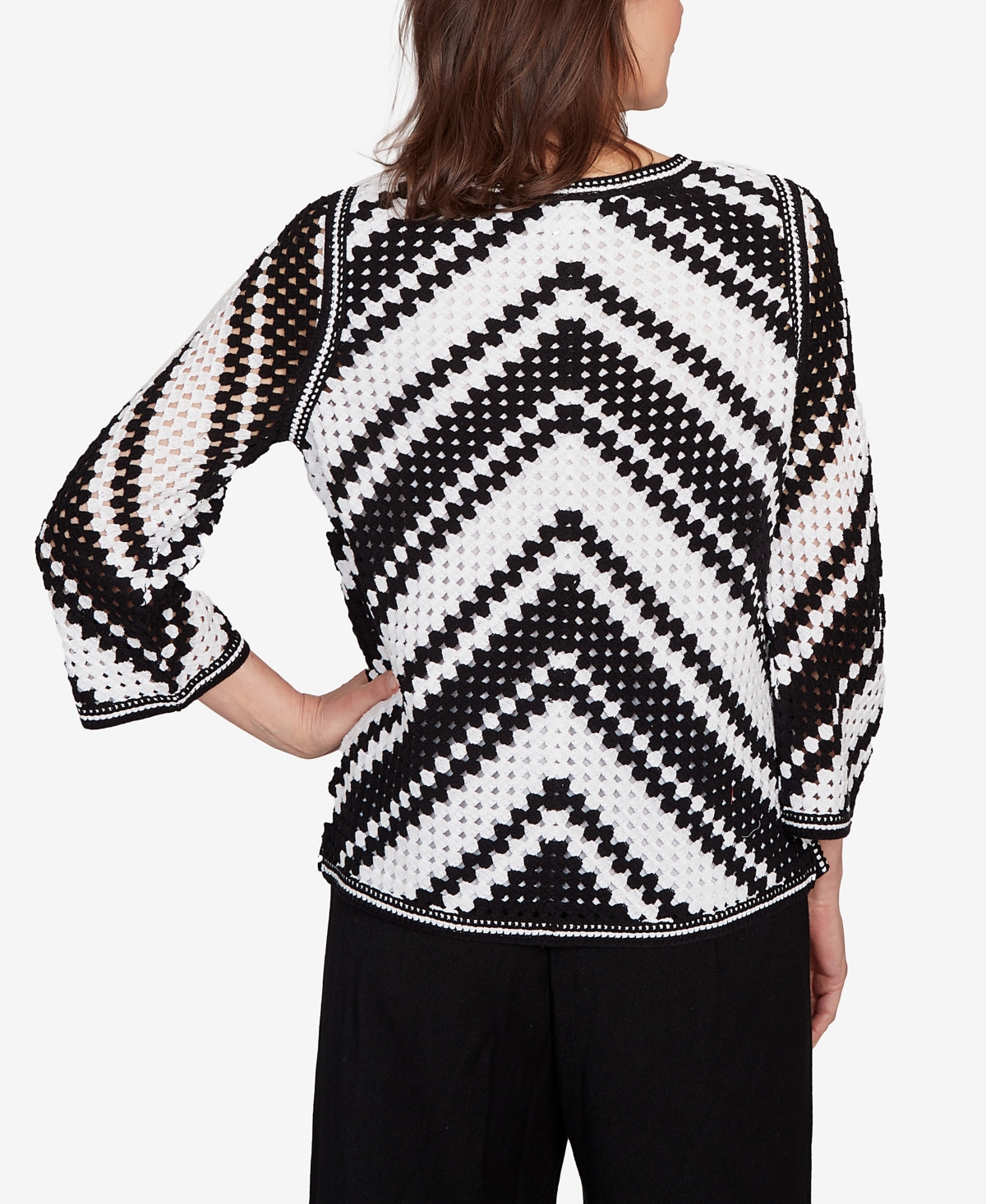 Alfred Dunner Petite Santa Barbara Chevron Crochet Bell Sleeve Crew Neck Top