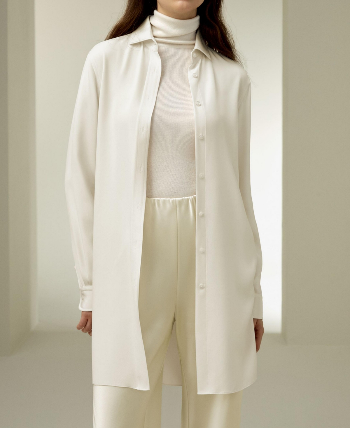 Women's Classic Longline Silk Shirt - Natural white