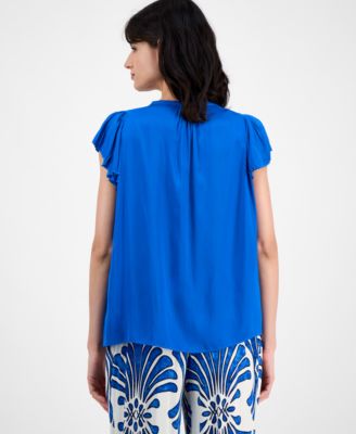 Women's Pleated Raglan-Sleeve V-Neck Top