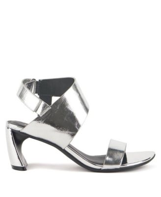 United Nude