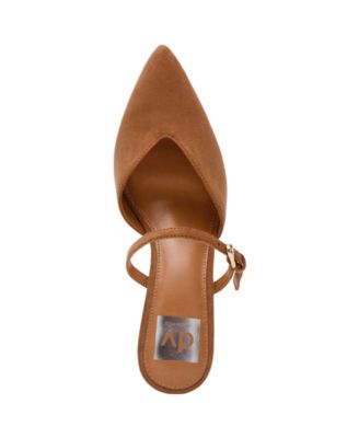 Women's Elleganza Pointed Toe Pumps