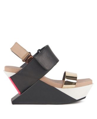 United Nude
