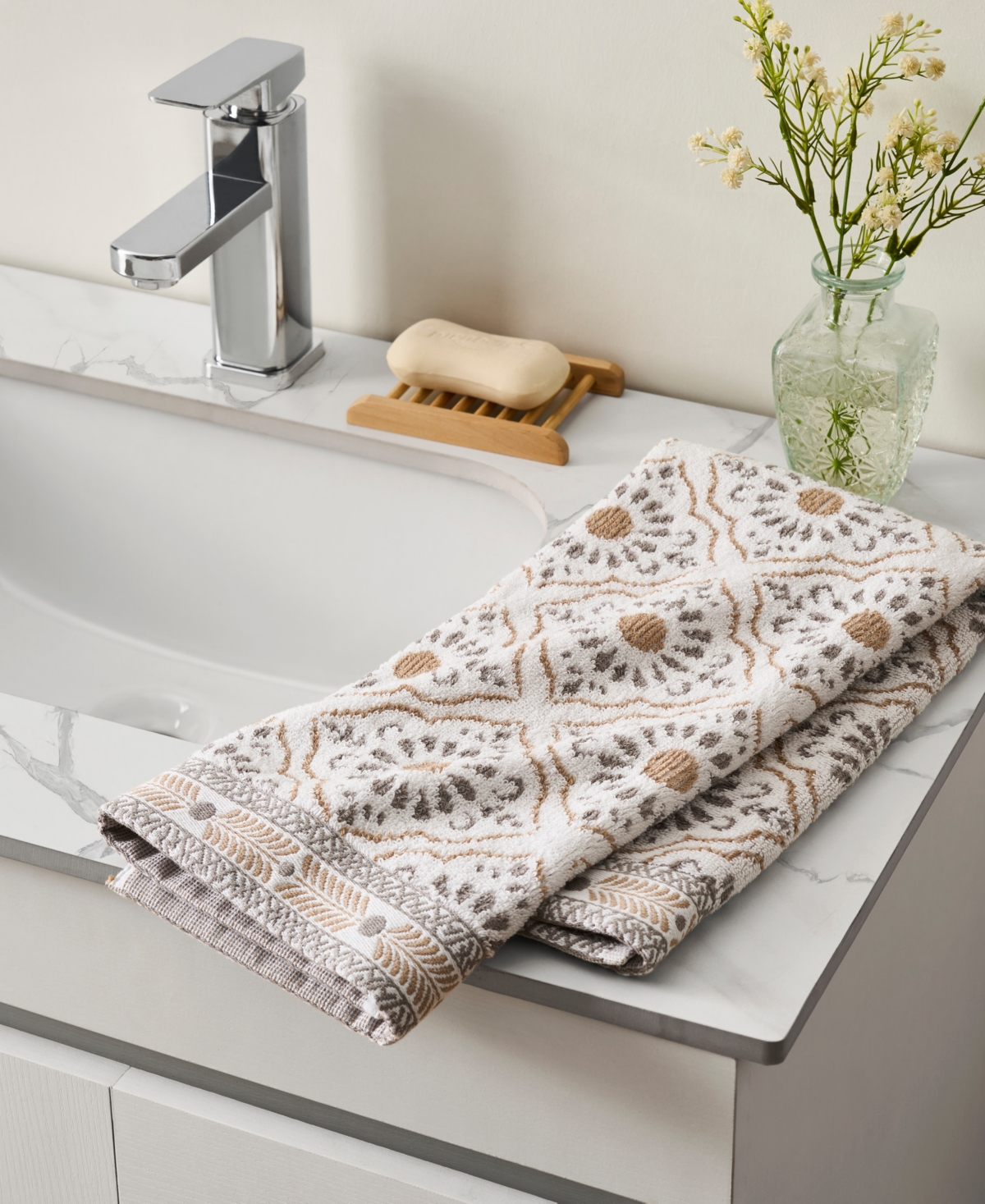 John Robshaw Rangila Cotton Hand Towel, 30" X 20"