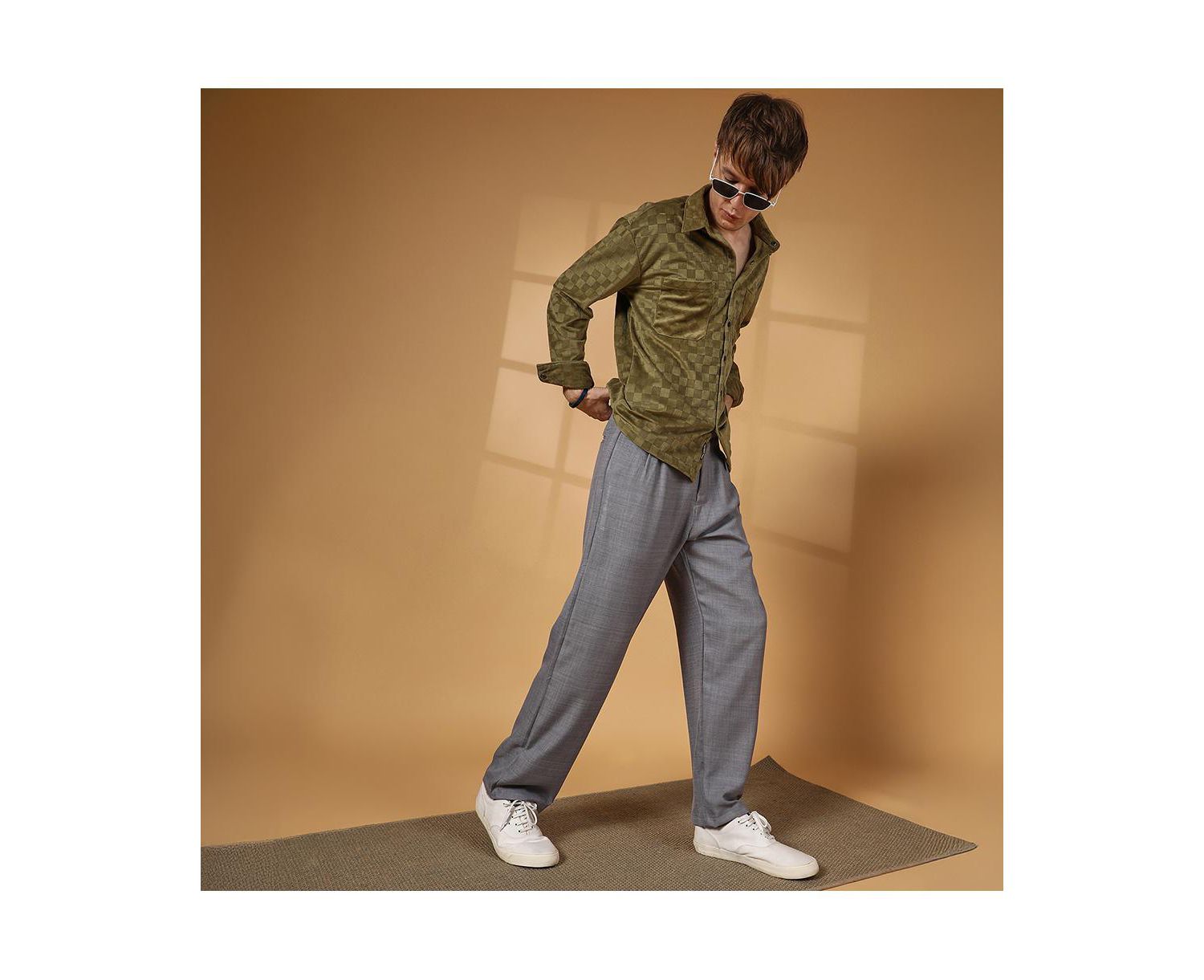 Men's Moon Grey Pleated Relaxed Trousers