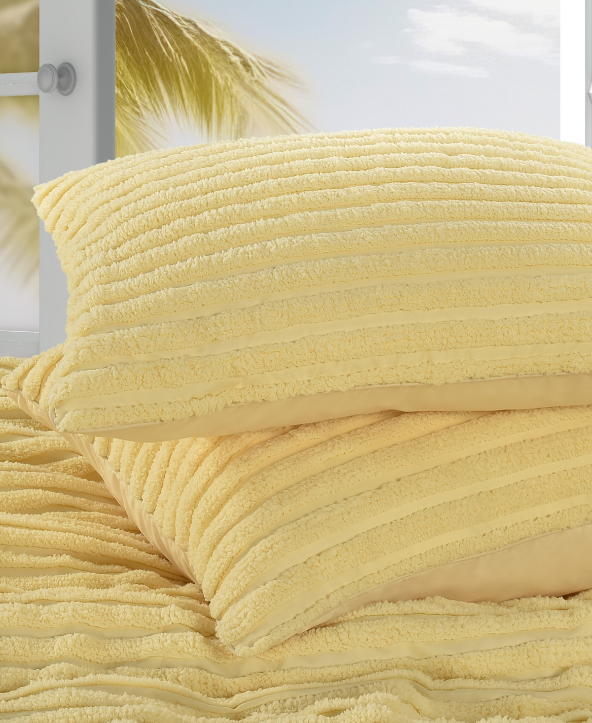 J By J Queen Bold Darby 3-pc. Comforter Set, Full/queen