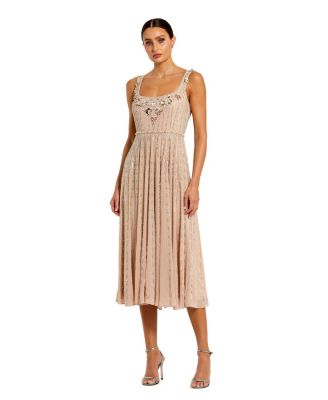 Mac Duggal