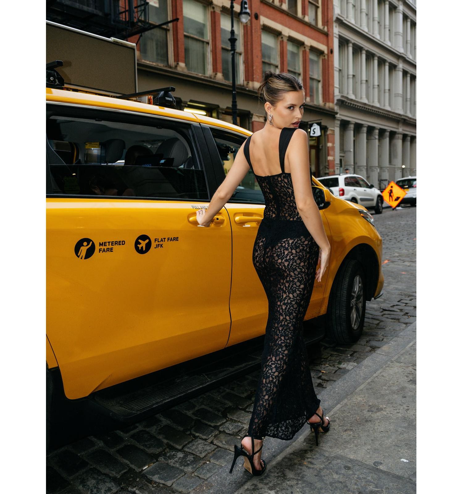 Women's Veronica Black Lace Maxi Dress