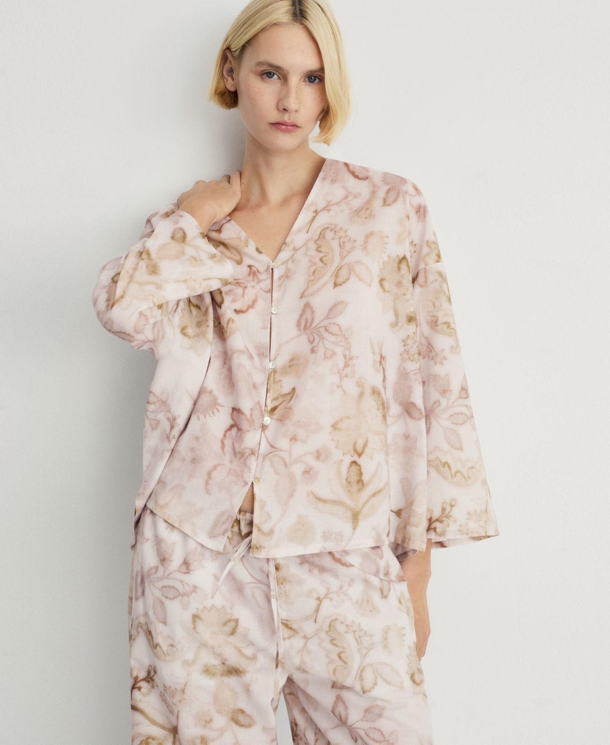 Women's Floral Detail Pajama Top - Light, Pastel Gray