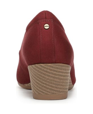 Women's Be Flex Round Toe Wedge Pumps