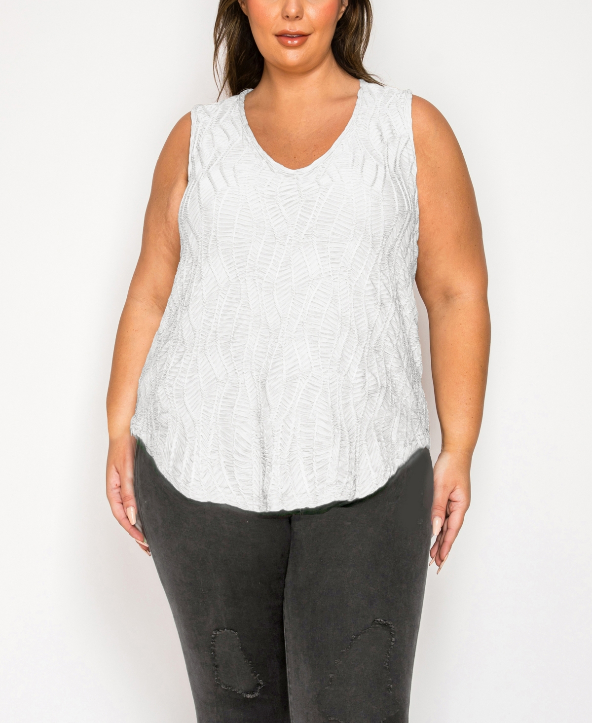 Plus Size Spiral Wave Texture Double V-Neck Curved Hem Tank Top - Ivory