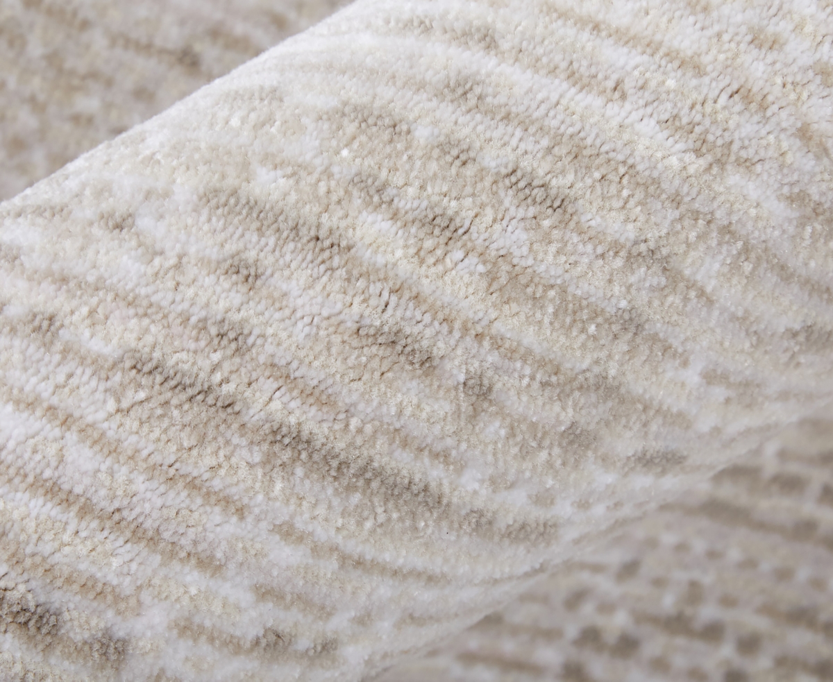Feizy Deja 39pjf 6'7"x9'6" Area Rug In White