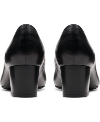 Women's Collection Ellanie Hope Pumps
