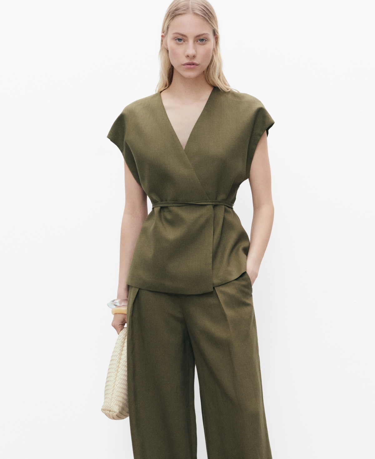 Women's Linen-Blend Wrap Top - Khaki