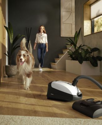 Classic C1 Cat &amp; Dog Canister Vacuum