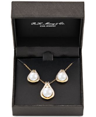 2-Pc. Set Cultured Freshwater Pearl (8 & 9mm) & Diamond Accent Halo Pendant Necklace & Matching Stud Earrings in 14k Gold-Plated Sterling Silver