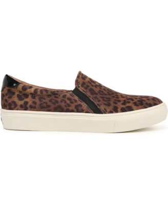 Women's Nova Slip-On Sneakers