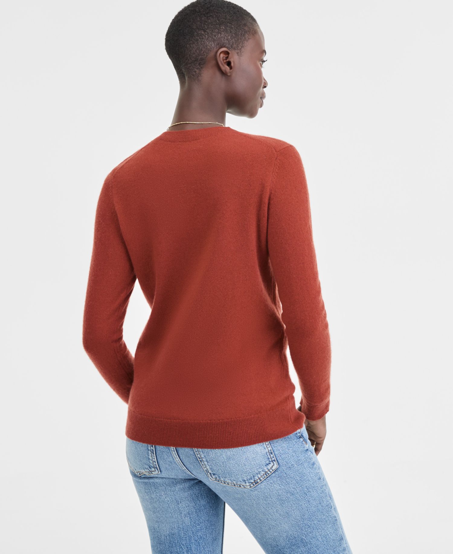100% Cashmere Petite V-Neck Long-Sleeve Sweater
