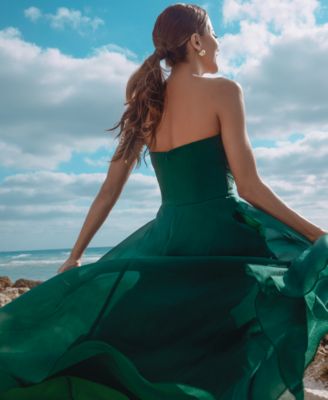 Petite Sleeveless Organza Ball Gown