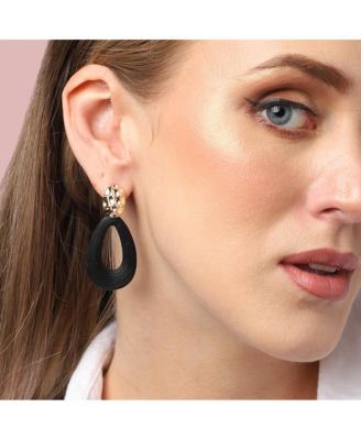 Women's Black  Teardrop Dented Drop Earrings