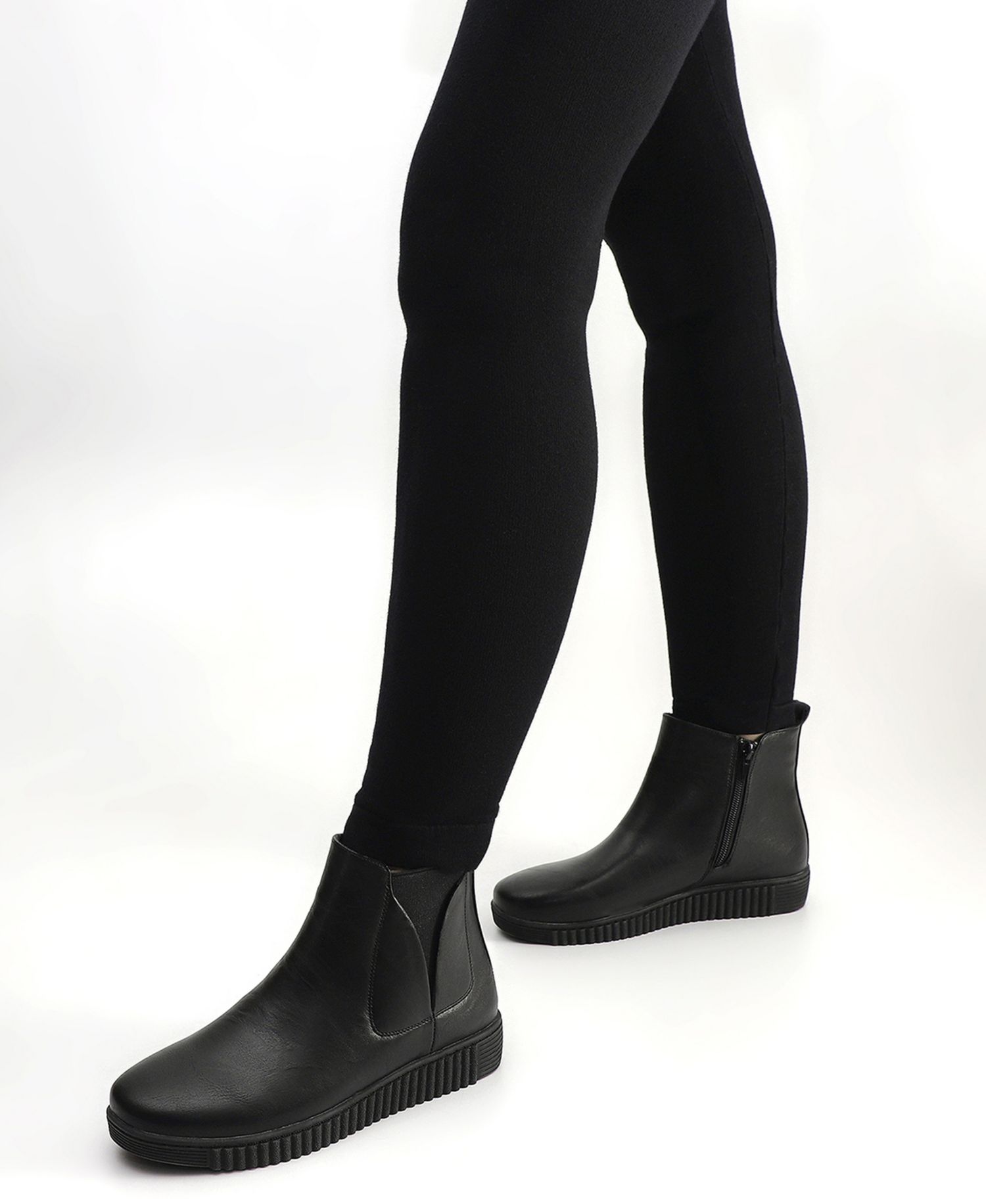 Women's Wyatt Chelsea Boots