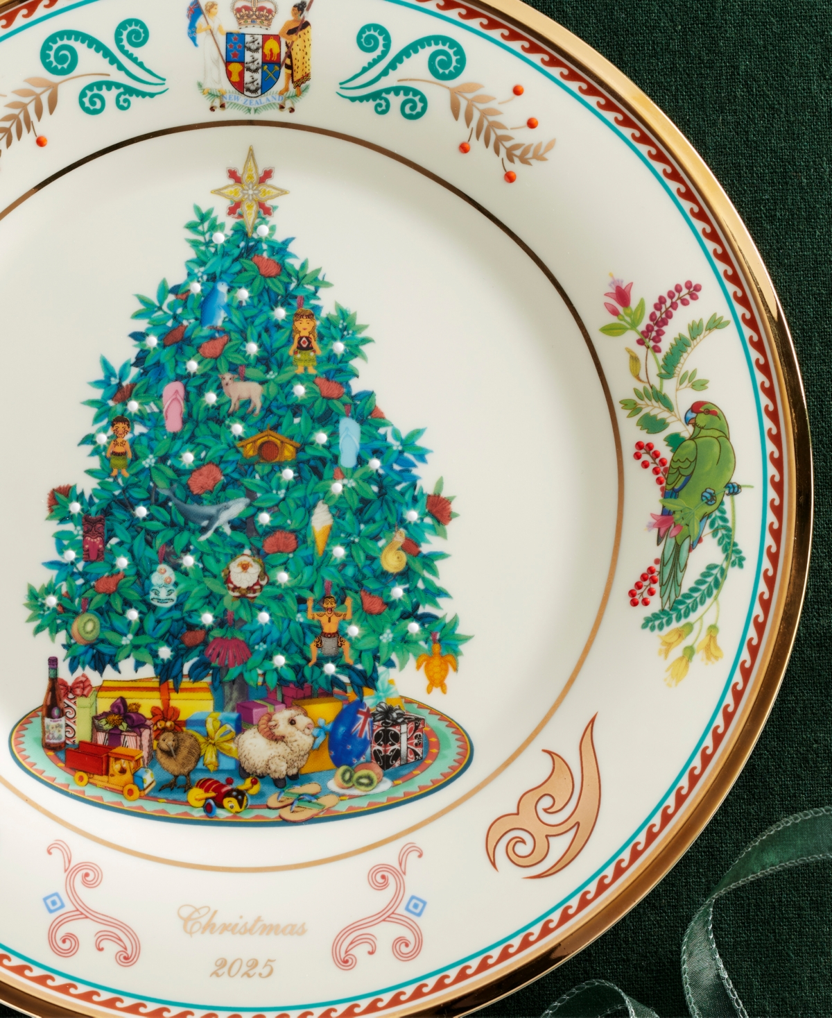 Lenox 2025 Trees Around The World Plate, New Zealand