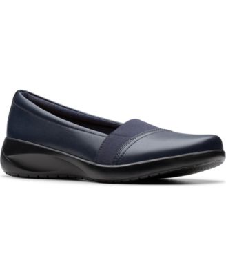 Women's Kaetlyn Rhea Round Toe Loafers