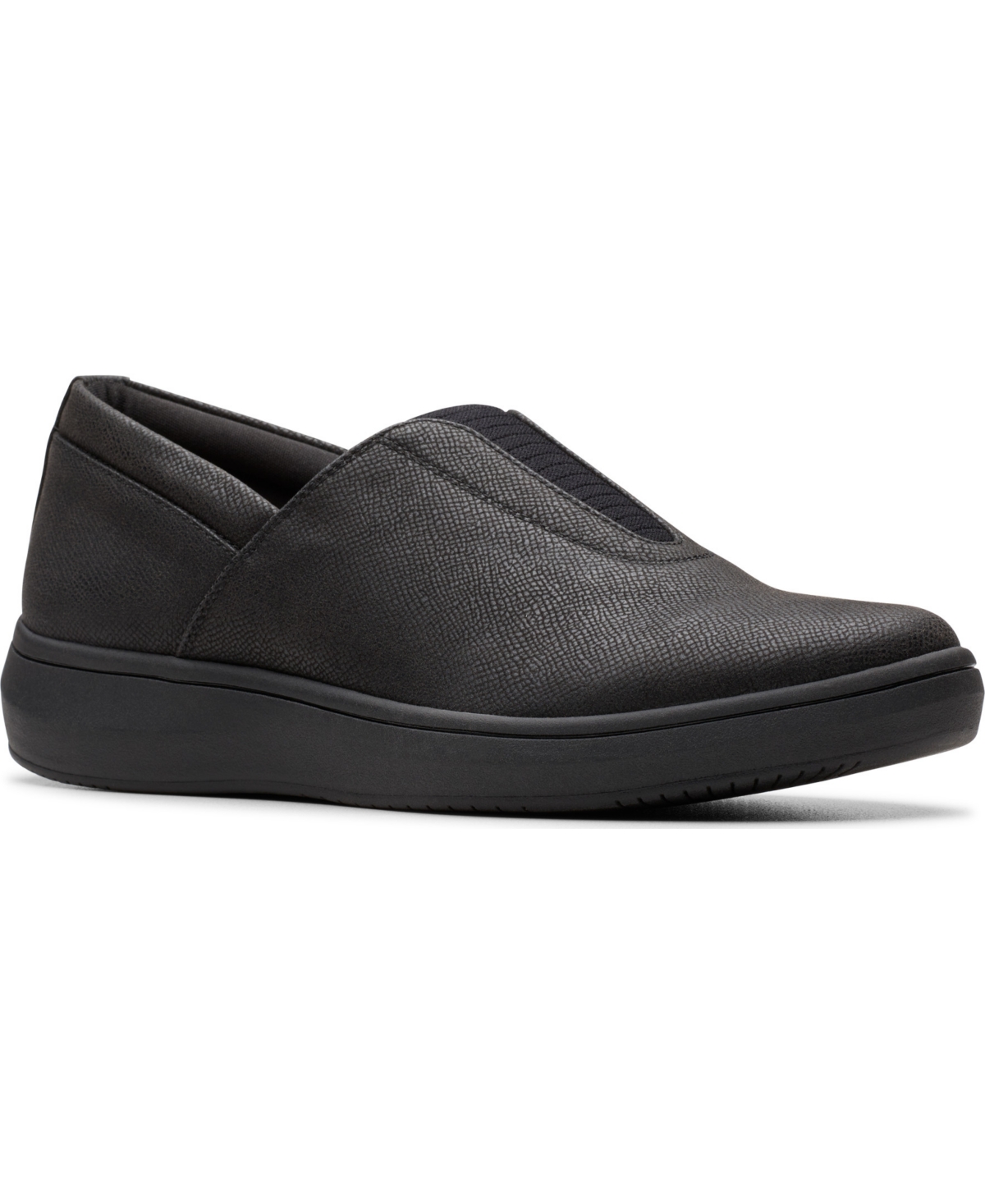 Clarks Women's Cloudsteppers Breeze Sky Ria Round Toe Shoes